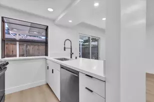 4032 Oak Villa Cir, Carmichael, CA 95608 - Photo 8