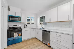 4971 71st St, Sacramento, CA 95820 - Photo 10