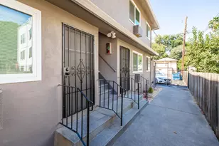 1213 V St, Sacramento, CA 95818 - Photo 12