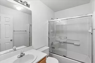 2020 Hickory Ct, Modesto, CA 95356 - Photo 36