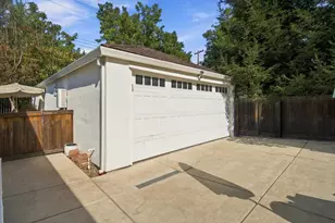 1348 57th St, Sacramento, CA 95819 - Photo 34