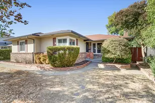 2215 Stover Wy, Sacramento, CA 95822 - Photo 2