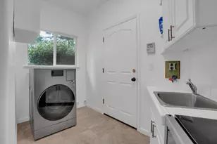 1945 Foxtail Ct, Turlock, CA 95382 - Photo 24