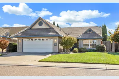 236 Dunsmuir Drive, Lodi, CA 95240 - Photo 2