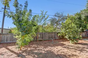 1442 Potrero Way, Sacramento, CA 95822 - Photo 46