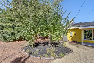 1442 Potrero Way, Sacramento, CA 95822 - Photo 42