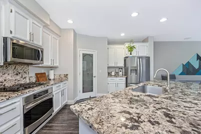 11021 International Drive, Rancho Cordova, CA 95670 - Photo 20
