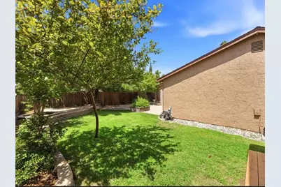 6890 Olive Tree Way, Citrus Heights, CA 95610 - Photo 4