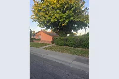 7101 Cromwell Way, Sacramento, CA 95822 - Photo 4