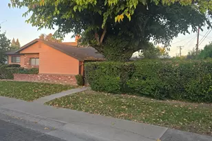 7101 Cromwell Way, Sacramento, CA 95822 - Photo 4