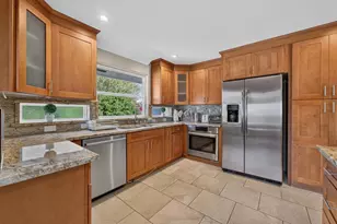 1939 Carzino Ct, Concord, CA 94521 - Photo 4