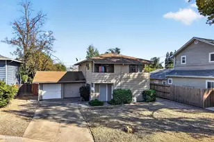 2104 Crane Ct, Sacramento, CA 95825 - Photo 2