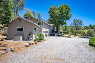 2901 Hermosa Ct, Camino, CA 95709 - Photo 6