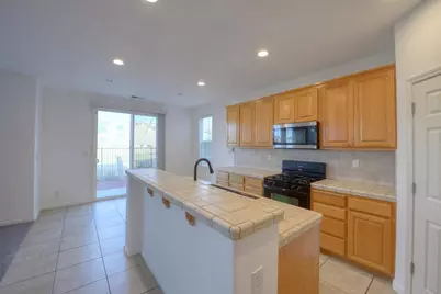 9387 Vintner Circle, Patterson, CA 95363 - Photo 12