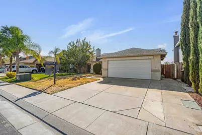 214 Shadywood Avenue, Lathrop, CA 95330 - Photo 2