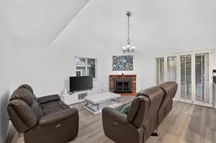 6313 Laguna Villa Way, Elk Grove, CA 95758 - Photo 28