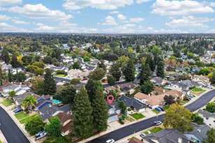 6313 Laguna Villa Way, Elk Grove, CA 95758 - Photo 54