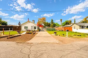 963 Stanislaus St, Turlock, CA 95380 - Photo 2