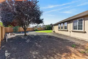 9236 Earl Fife Dr, Elk Grove, CA 95624 - Photo 56