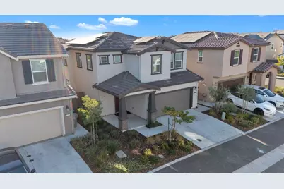 3332 Auburn Leaf Loop, Folsom, CA 95630 - Photo 2