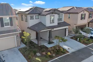 3332 Auburn Leaf Loop, Folsom, CA 95630 - Photo 2