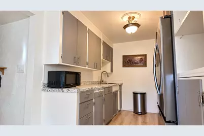 7391 Hayward Drive, Sacramento, CA 95828 - Photo 4