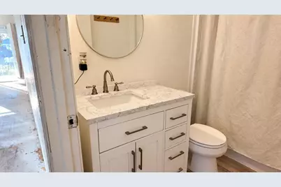 7391 Hayward Drive, Sacramento, CA 95828 - Photo 8