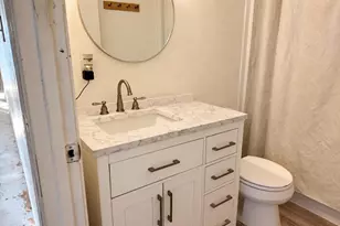 7391 Hayward Dr, Sacramento, CA 95828 - Photo 8