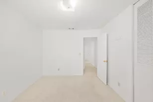 8956 Lansdowne Ct, Elk Grove, CA 95624 - Photo 34