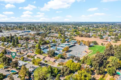 8956 Lansdowne Court, Elk Grove, CA 95624 - Photo 56