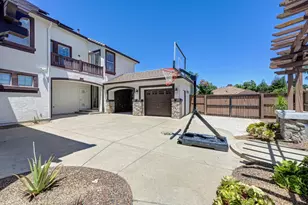 6600 Caprezzo Way, Elk Grove, CA 95757 - Photo 96