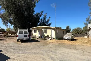 527 S Abbie St, Empire, CA 95319 - Photo 6