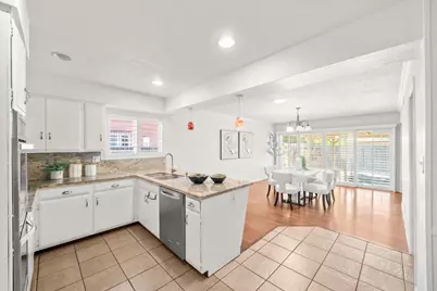 7019 Ursa Parkway, Sacramento, CA 95823 - Photo 18