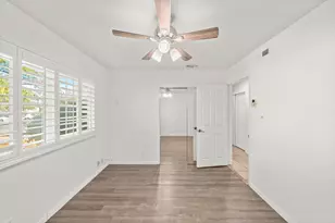7019 Ursa Pkwy, Sacramento, CA 95823 - Photo 26