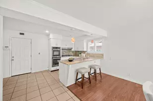 7019 Ursa Pkwy, Sacramento, CA 95823 - Photo 14