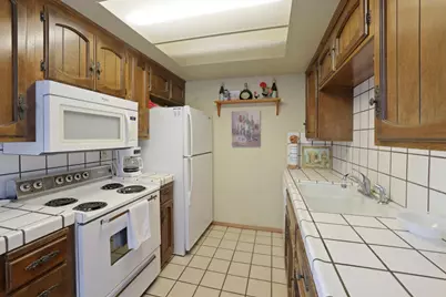 2401 W Elm Street, Lodi, CA 95242 - Photo 12