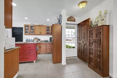 7001 Chandler Drive, Sacramento, CA 95828 - Photo 8