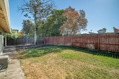 9668 Elmira Circle, Sacramento, CA 95827 - Photo 36
