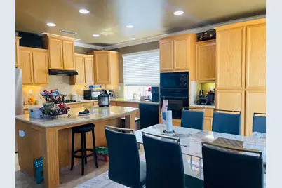1781 Chatfield Circle, Stockton, CA 95209 - Photo 10