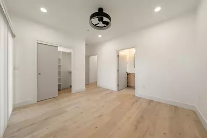 1025 Las Palmas Avenue, Sacramento, CA 95815 - Photo 20