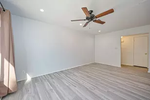 5318 Callister Ave, Sacramento, CA 95819 - Photo 8