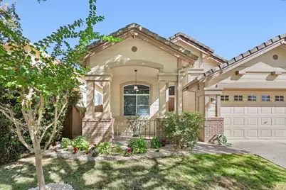 2305 Dinwiddie Way, Elk Grove, CA 95758 - Photo 2