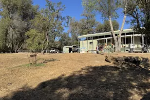 40796 Hwy 49, Oakhurst, CA 93644 - Photo 26