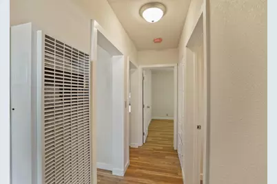 1954 Oxford Way, Stockton, CA 95204 - Photo 18