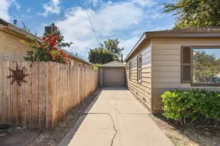 1954 Oxford Way, Stockton, CA 95204 - Photo 32