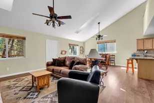 27127 Antelope Dr, Pioneer, CA 95666 - Photo 18