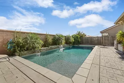 2012 Van Ruiten Drive, Lodi, CA 95242 - Photo 2