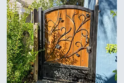 1435 Elmwood Avenue, Stockton, CA 95204 - Photo 22