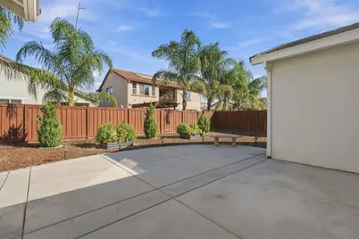 2041 Fowler Way, Woodland, CA 95776 - Photo 24