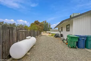 1145 Persimmon Way, Atwater, CA 95301 - Photo 12